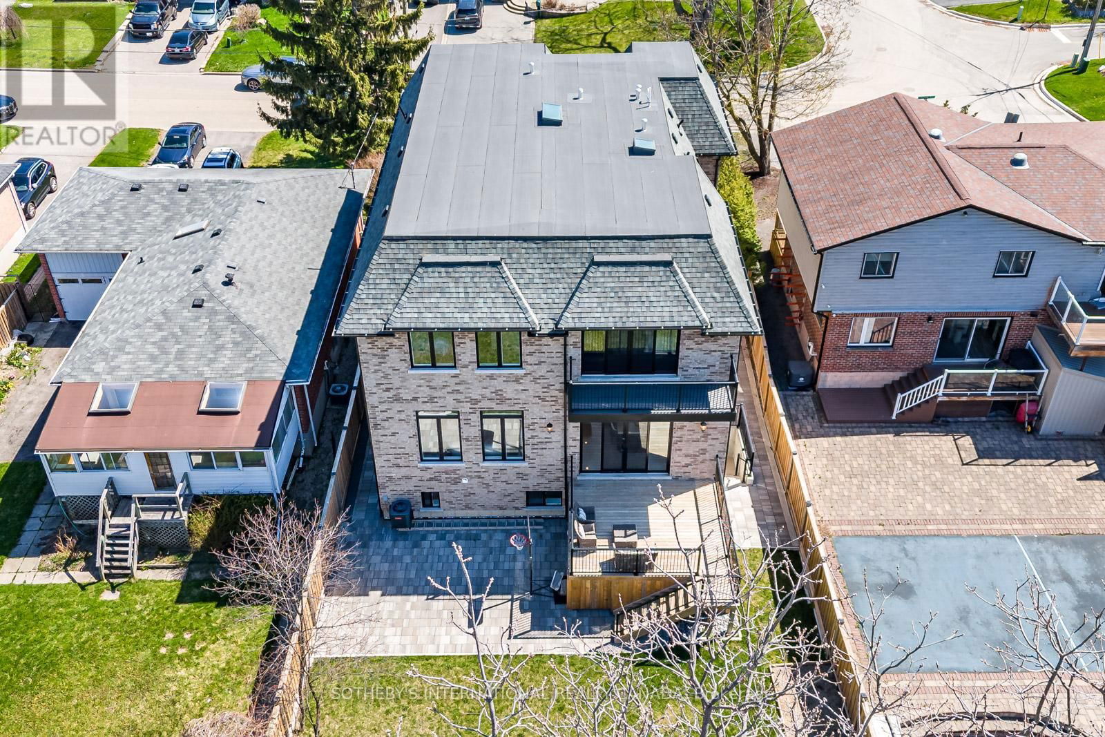 802 FAIRVIEW AVENUE Image 49