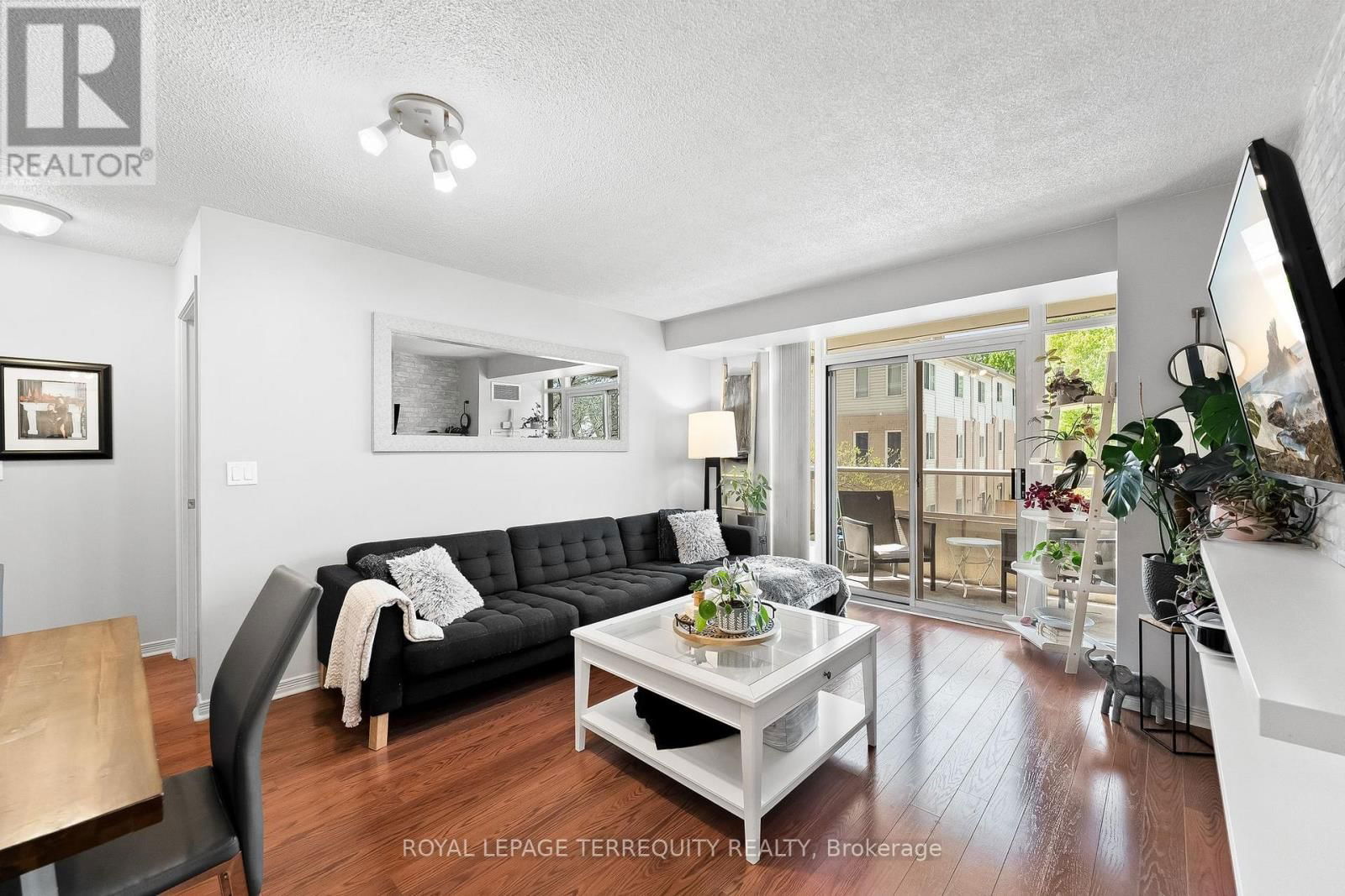 217 - 3650 KINGSTON ROAD Image 17