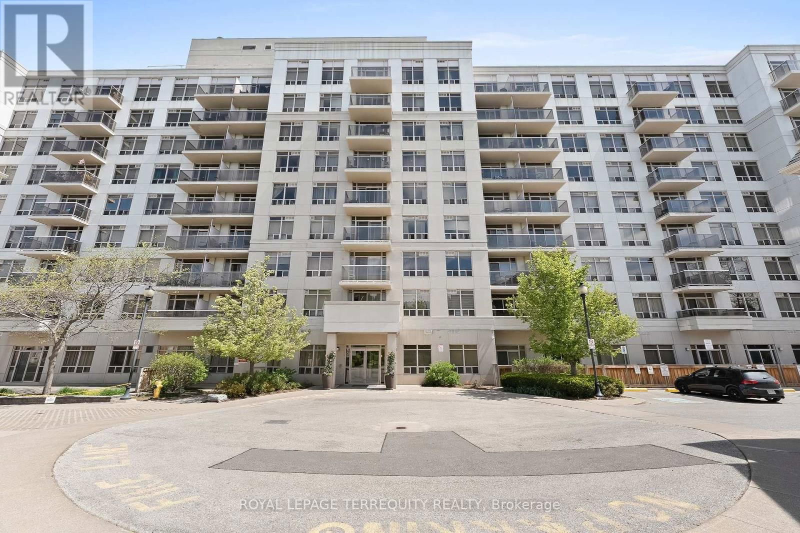 217 - 3650 KINGSTON ROAD Image 35