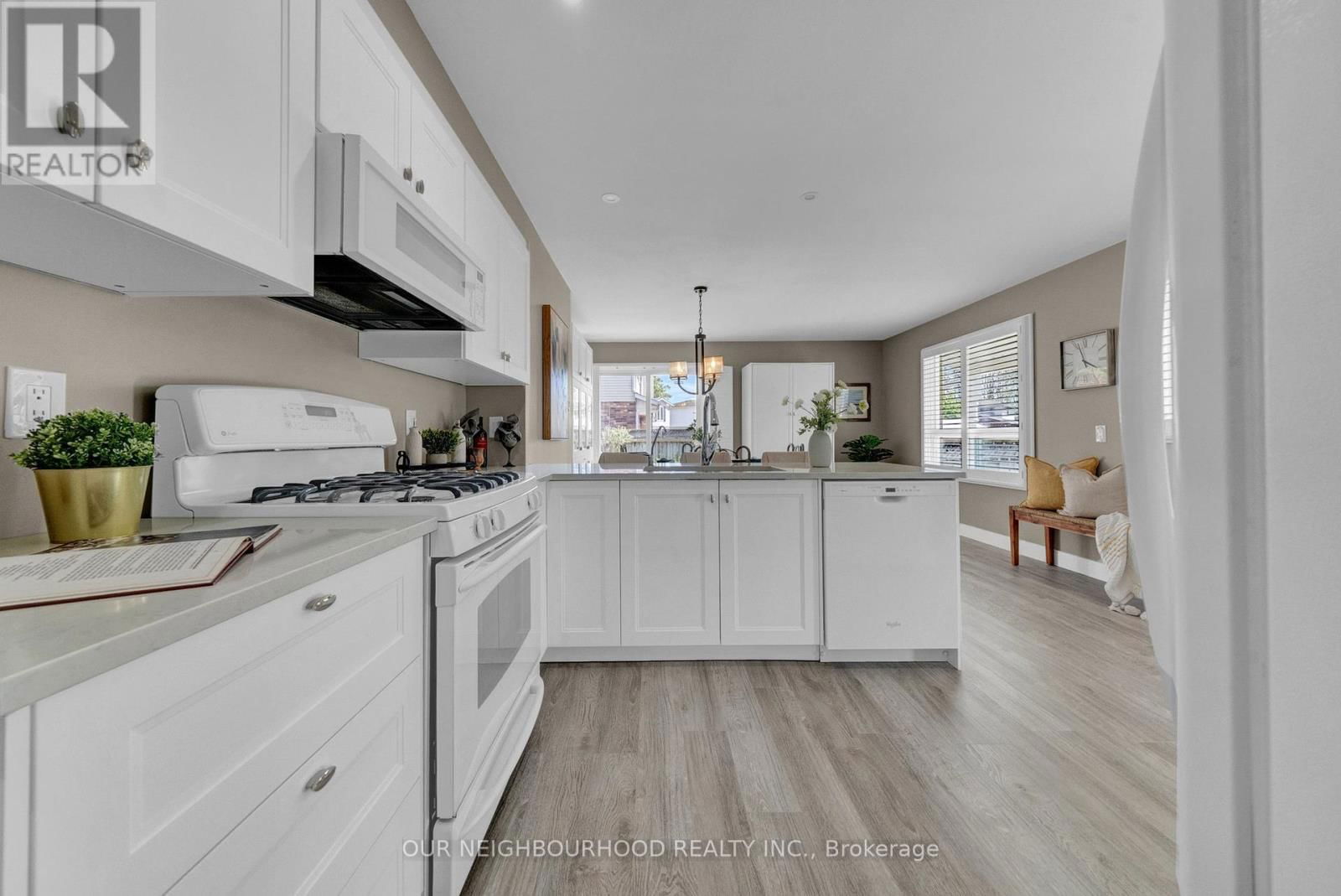 1 SYLVIA COURT Image 10