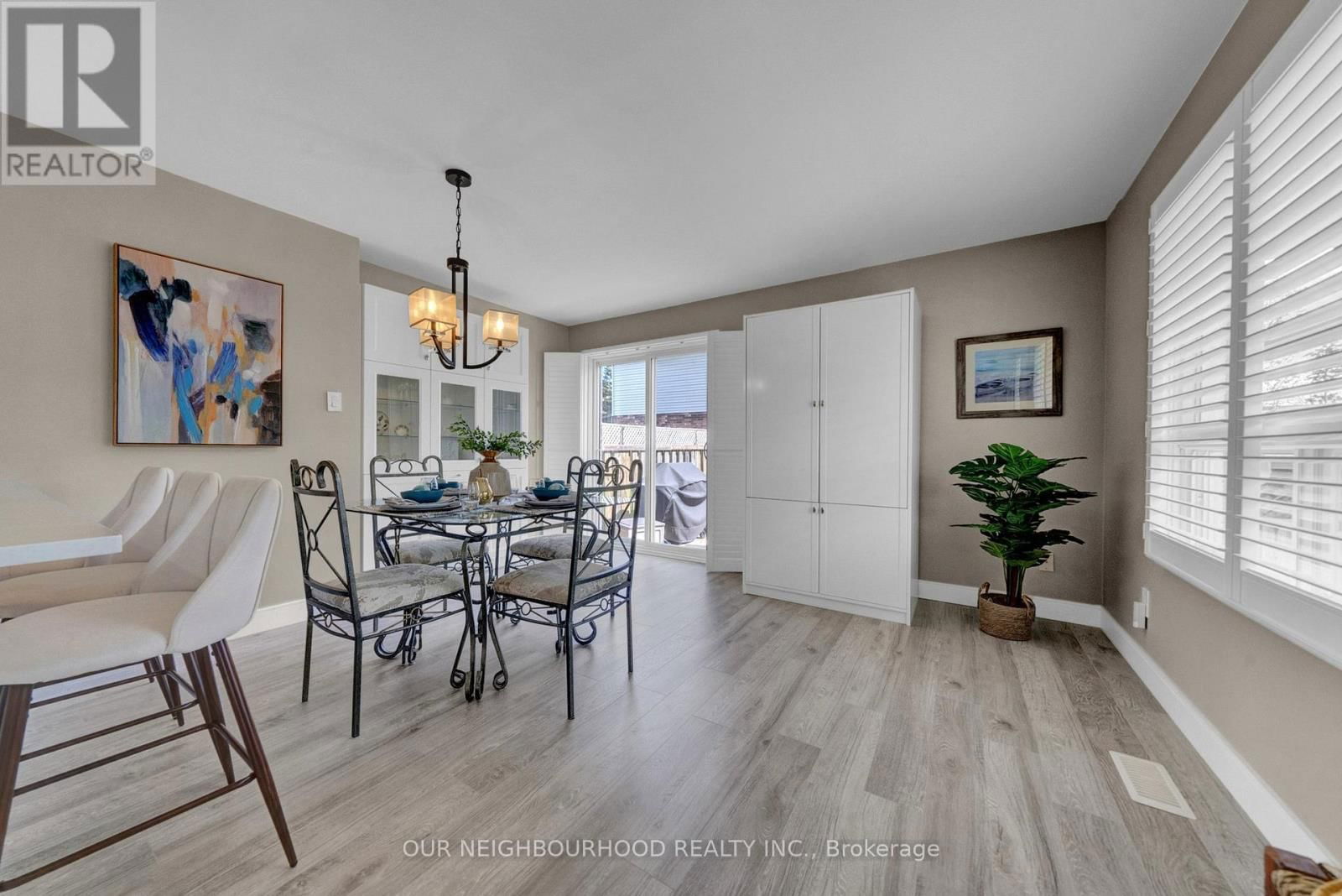 1 SYLVIA COURT Image 12