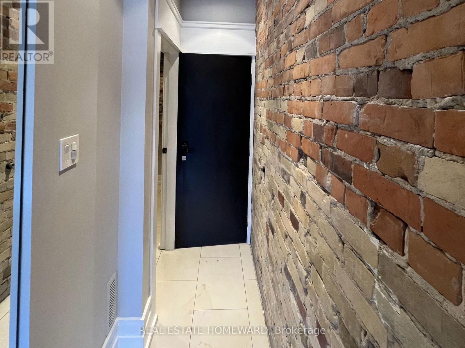 310 WOODBINE AVENUE Image 17