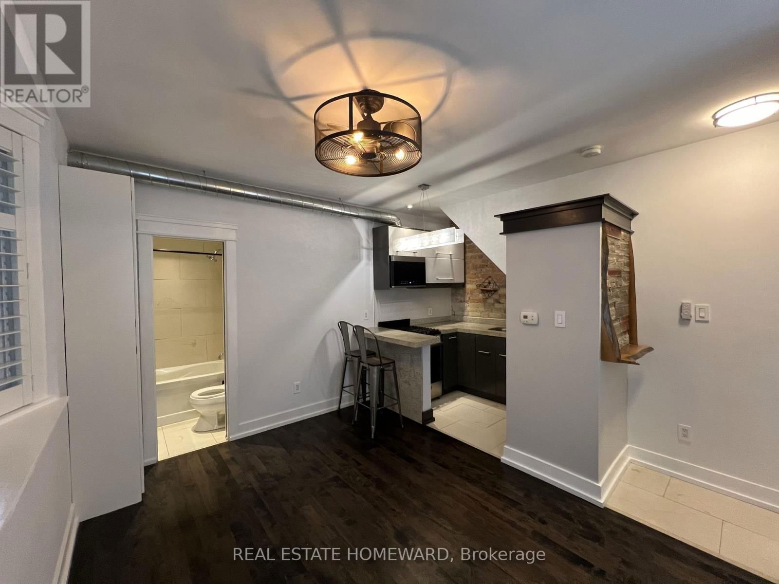 310 WOODBINE AVENUE Image 7