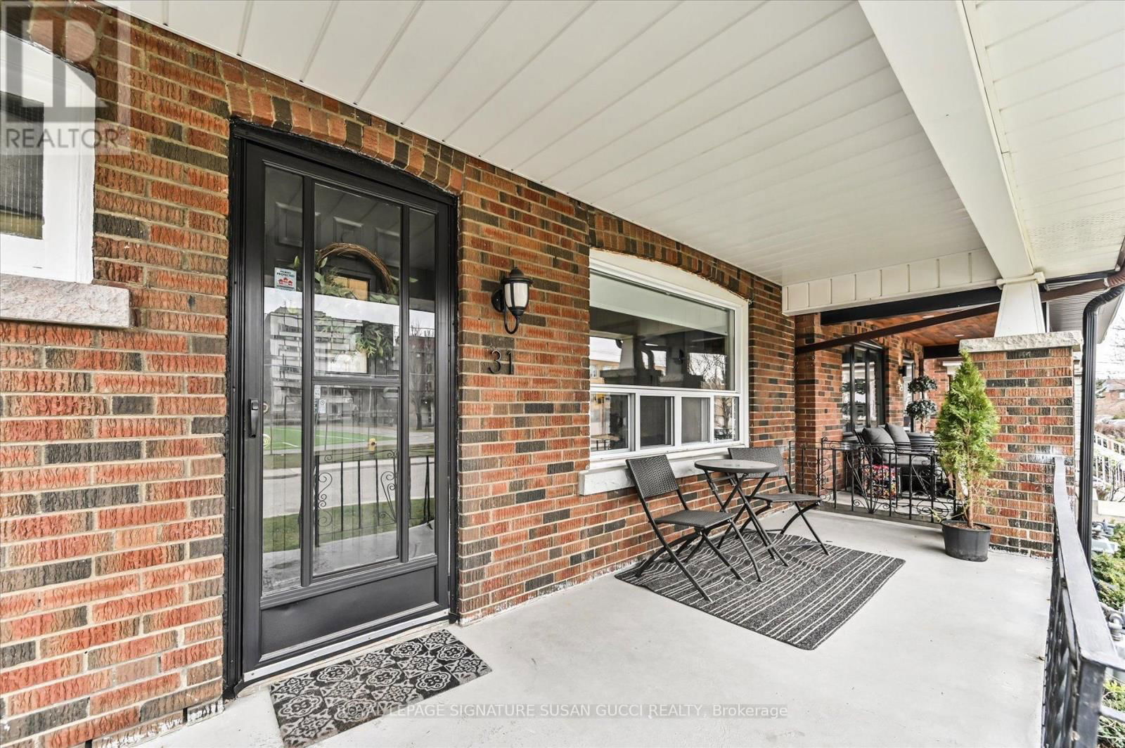 31 LESMOUNT AVENUE Image 2