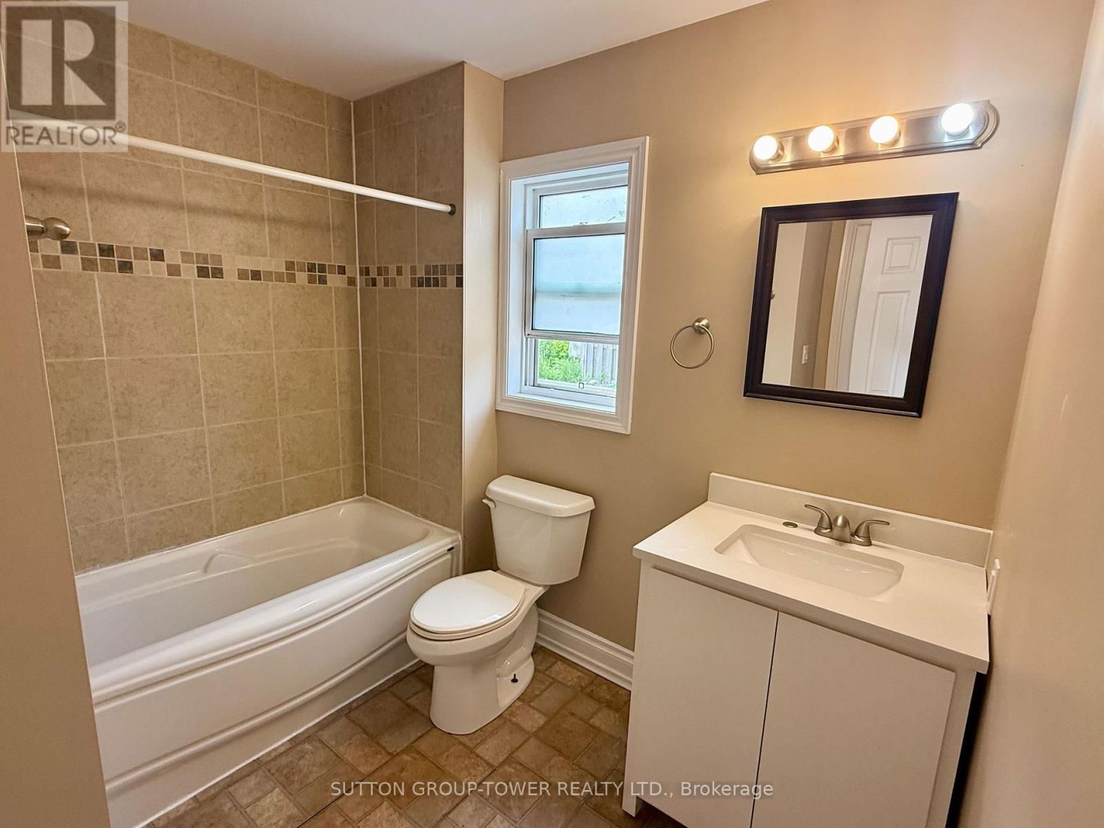 1 - 750 ALBERT STREET Image 11