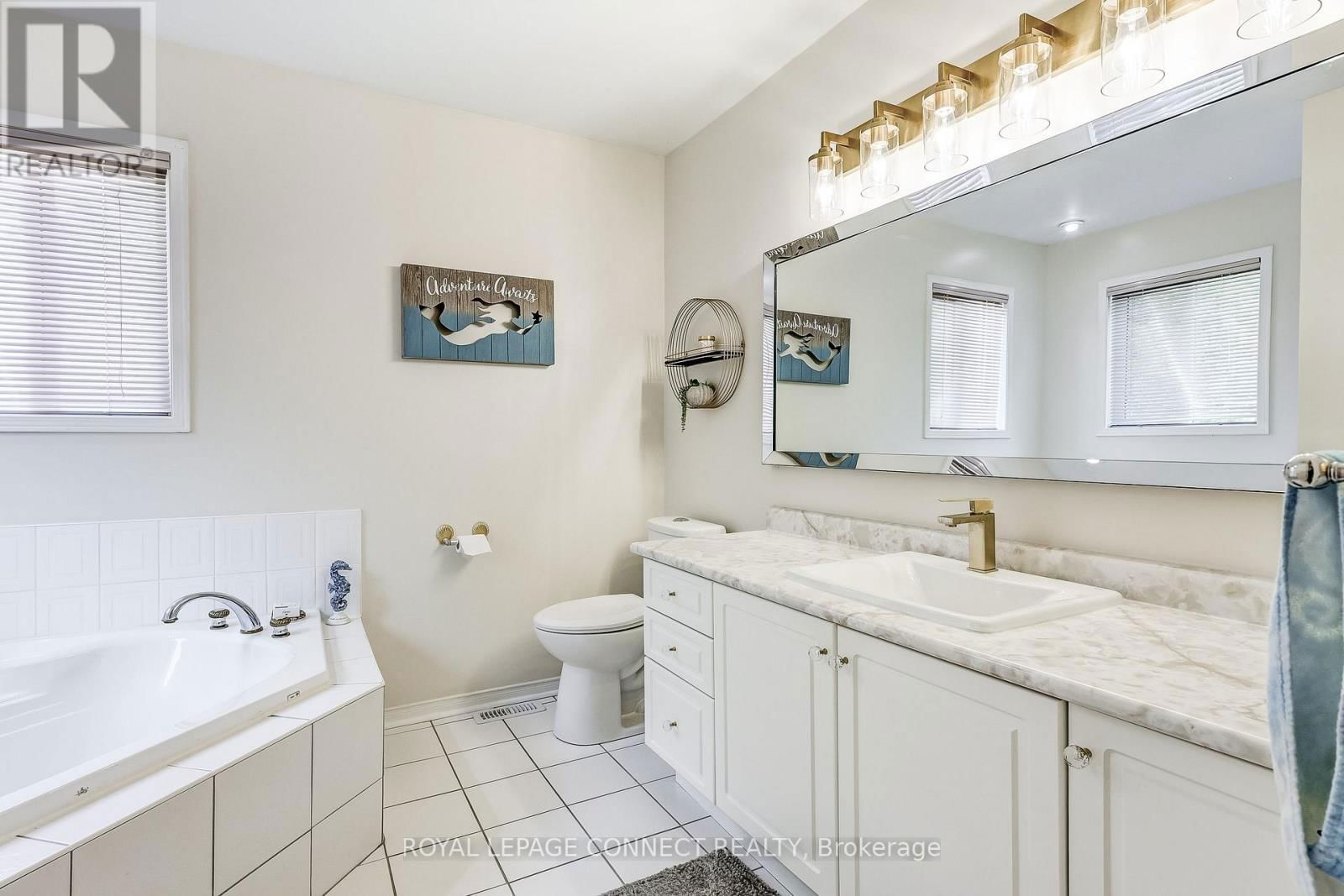 439 WOODSMERE CRESCENT EAST Image 22