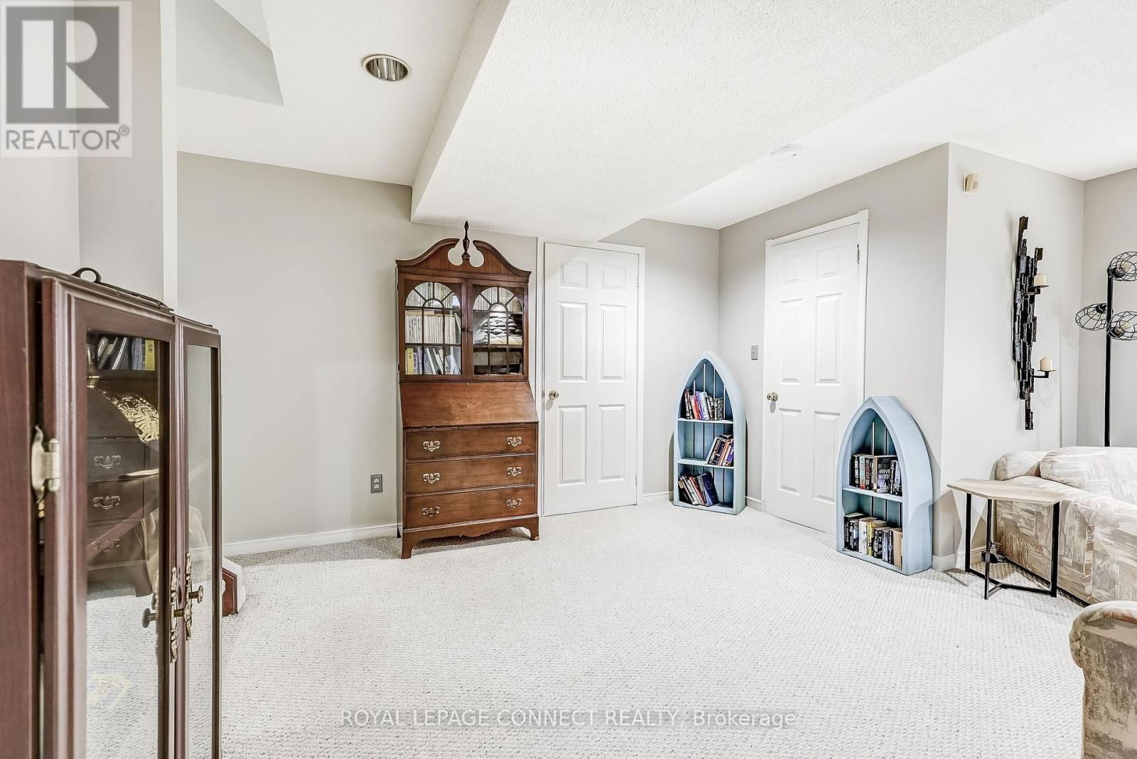 439 WOODSMERE CRESCENT EAST Image 31