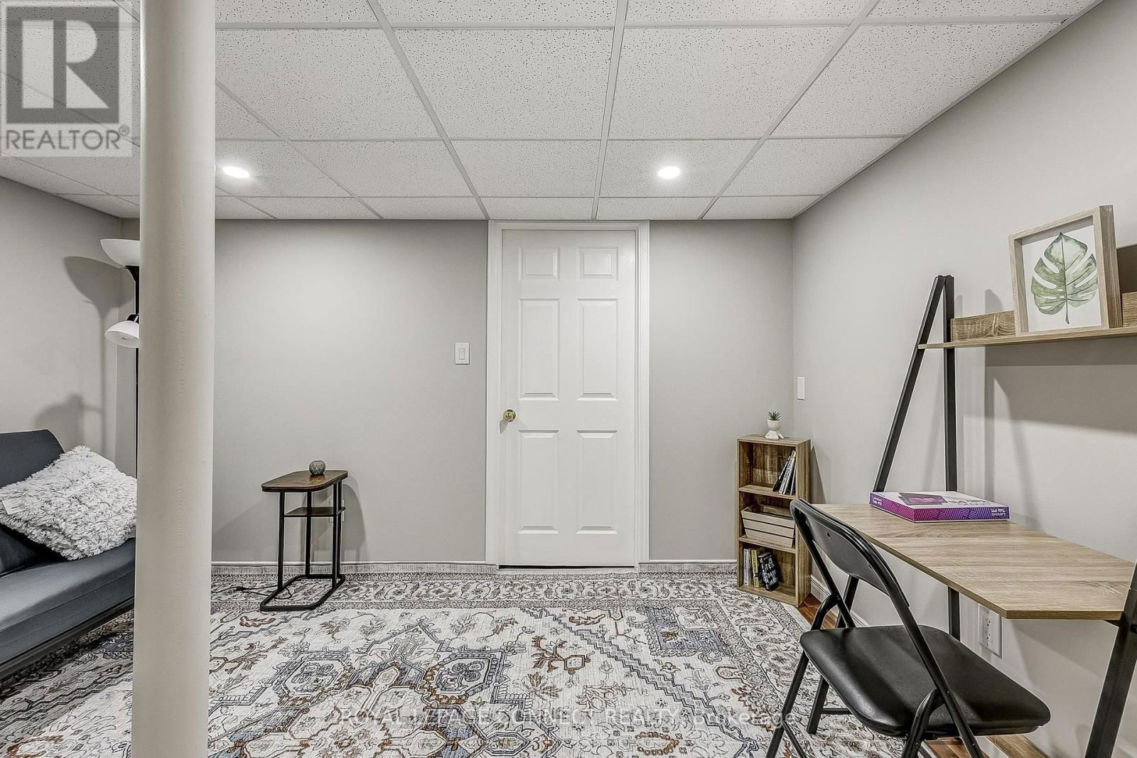 439 WOODSMERE CRESCENT EAST Image 33
