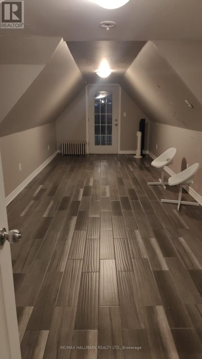 32 BASTEDO AVENUE Image 24