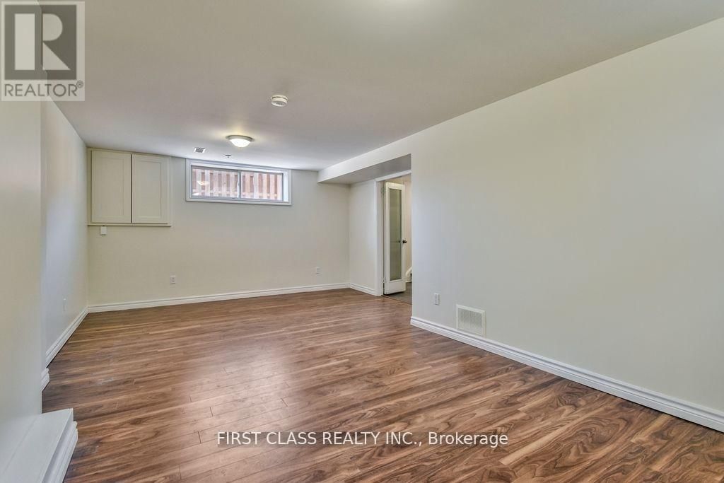 Bsmt - 24 FINTONA AVENUE Image 10
