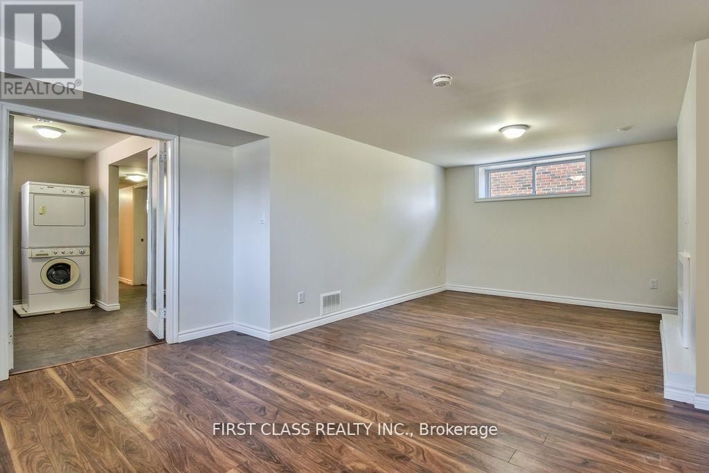 Bsmt - 24 FINTONA AVENUE Image 13