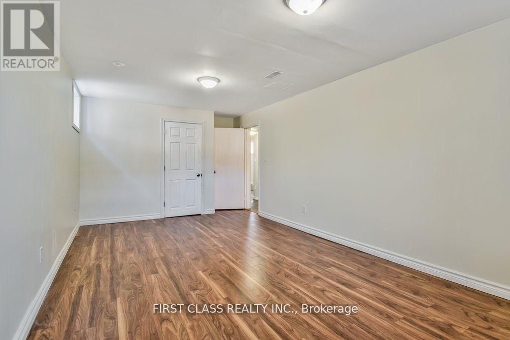 Bsmt - 24 FINTONA AVENUE Image 6