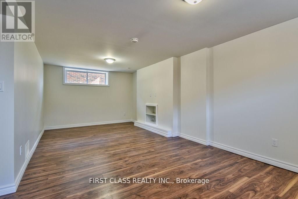 Bsmt - 24 FINTONA AVENUE Image 9