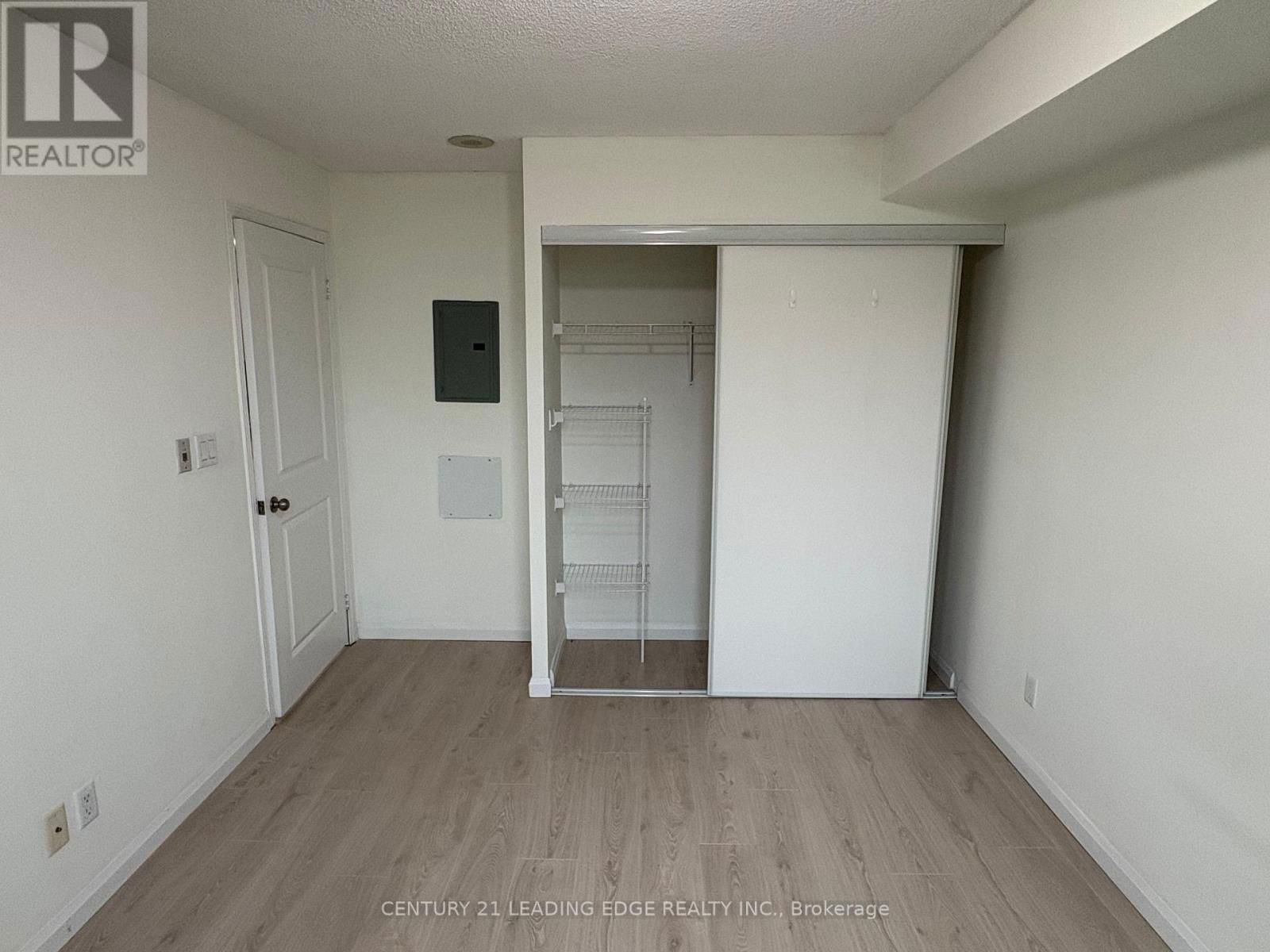 2G - 8 ROSEBANK DRIVE Image 12