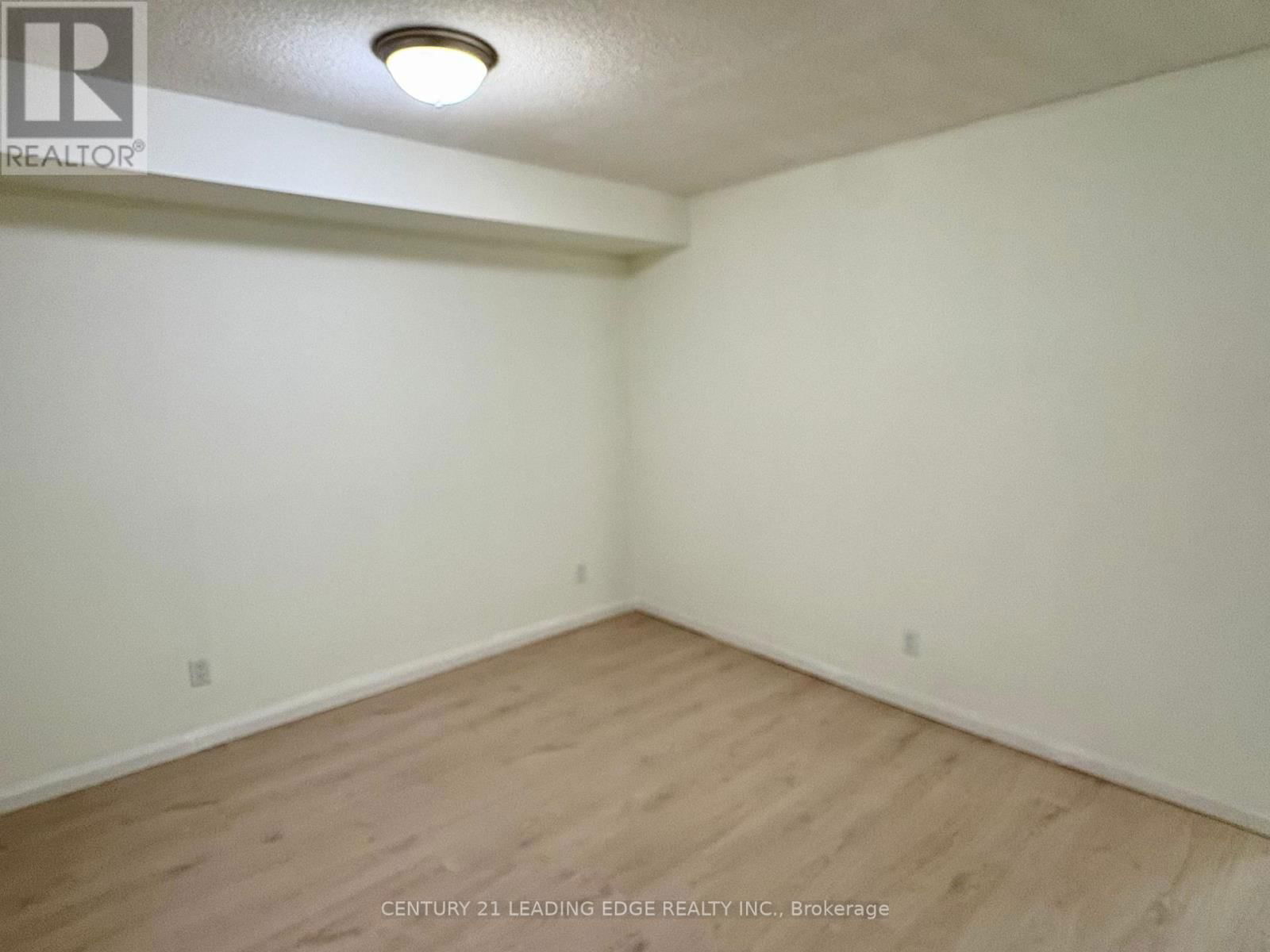 2G - 8 ROSEBANK DRIVE Image 6