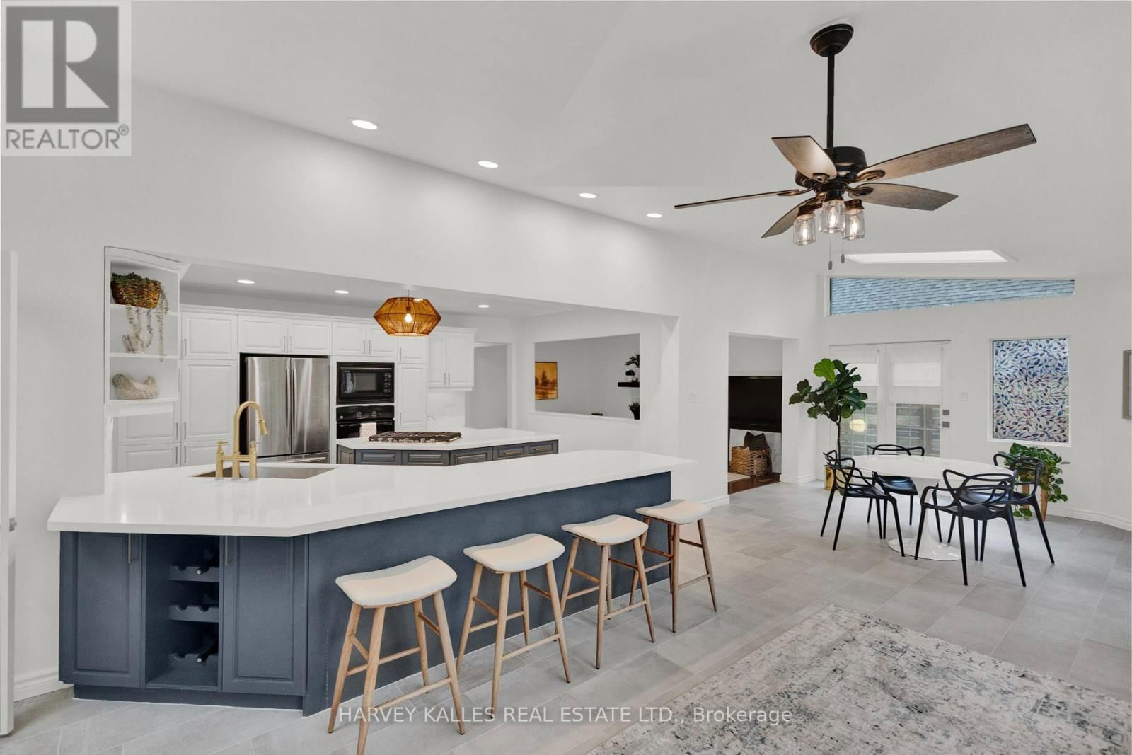 534 OAKWOOD DRIVE Image 18
