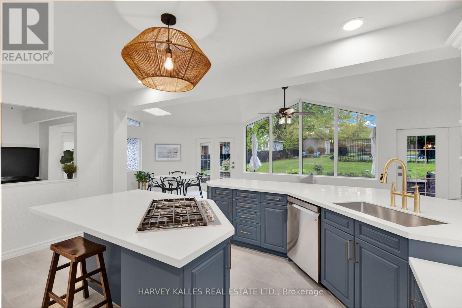 534 OAKWOOD DRIVE Image 19