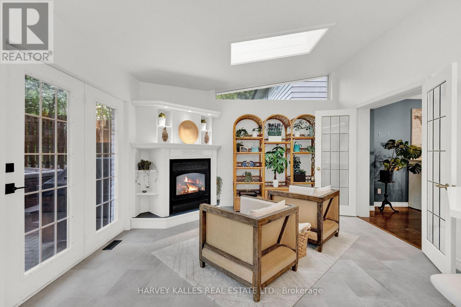 534 OAKWOOD DRIVE Image 21