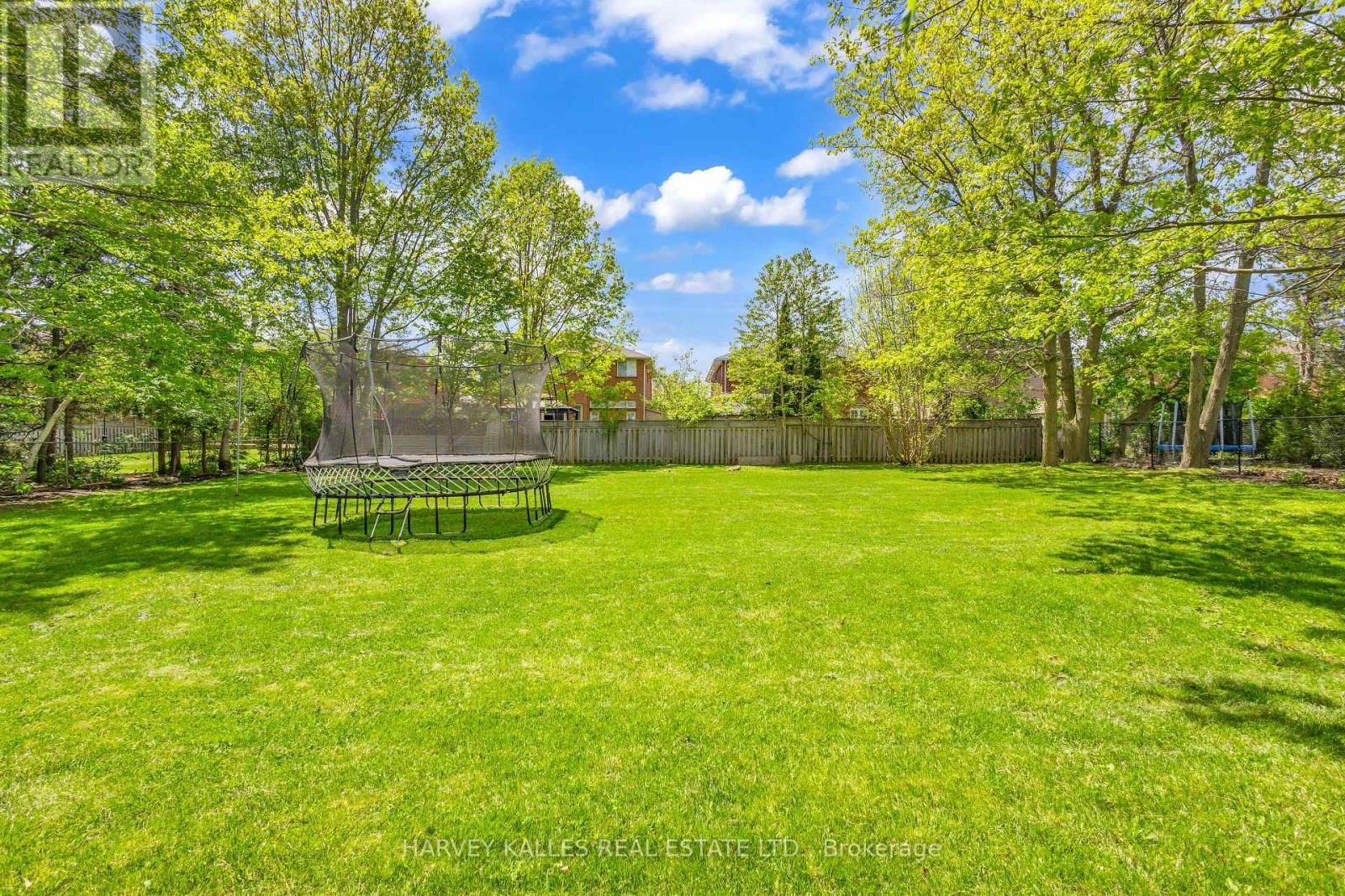 534 OAKWOOD DRIVE Image 46