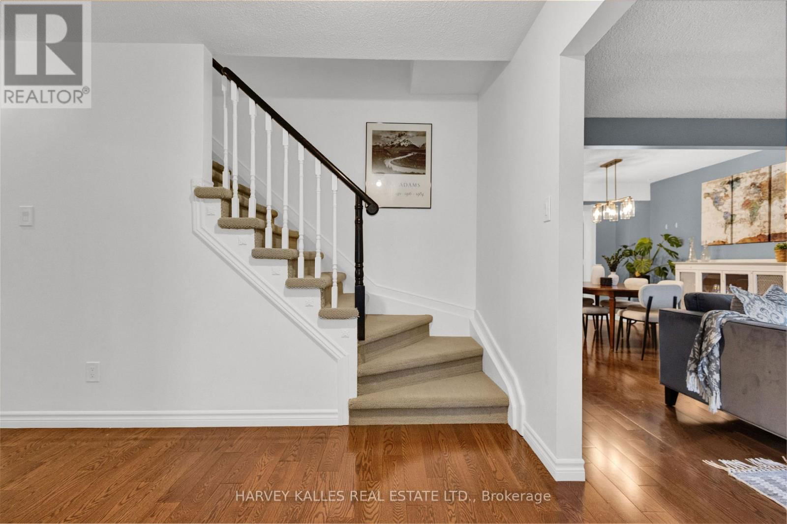 534 OAKWOOD DRIVE Image 9
