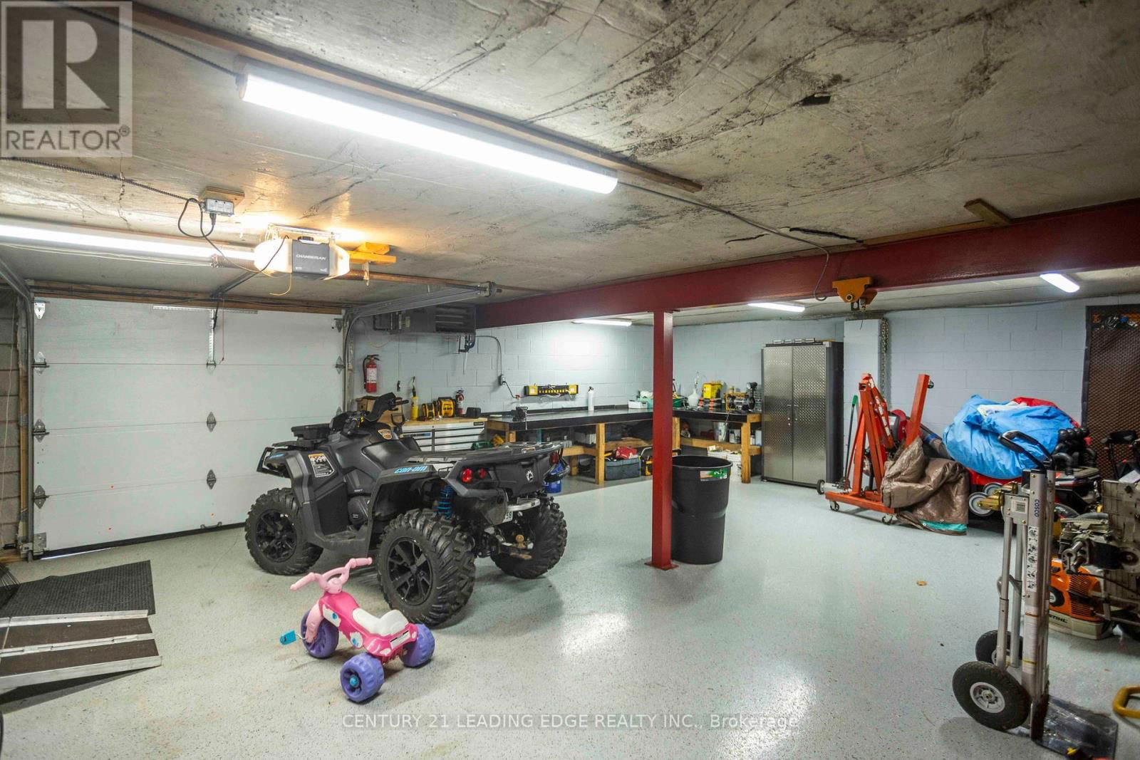 835 BRAWLEY ROAD WEST Image 34