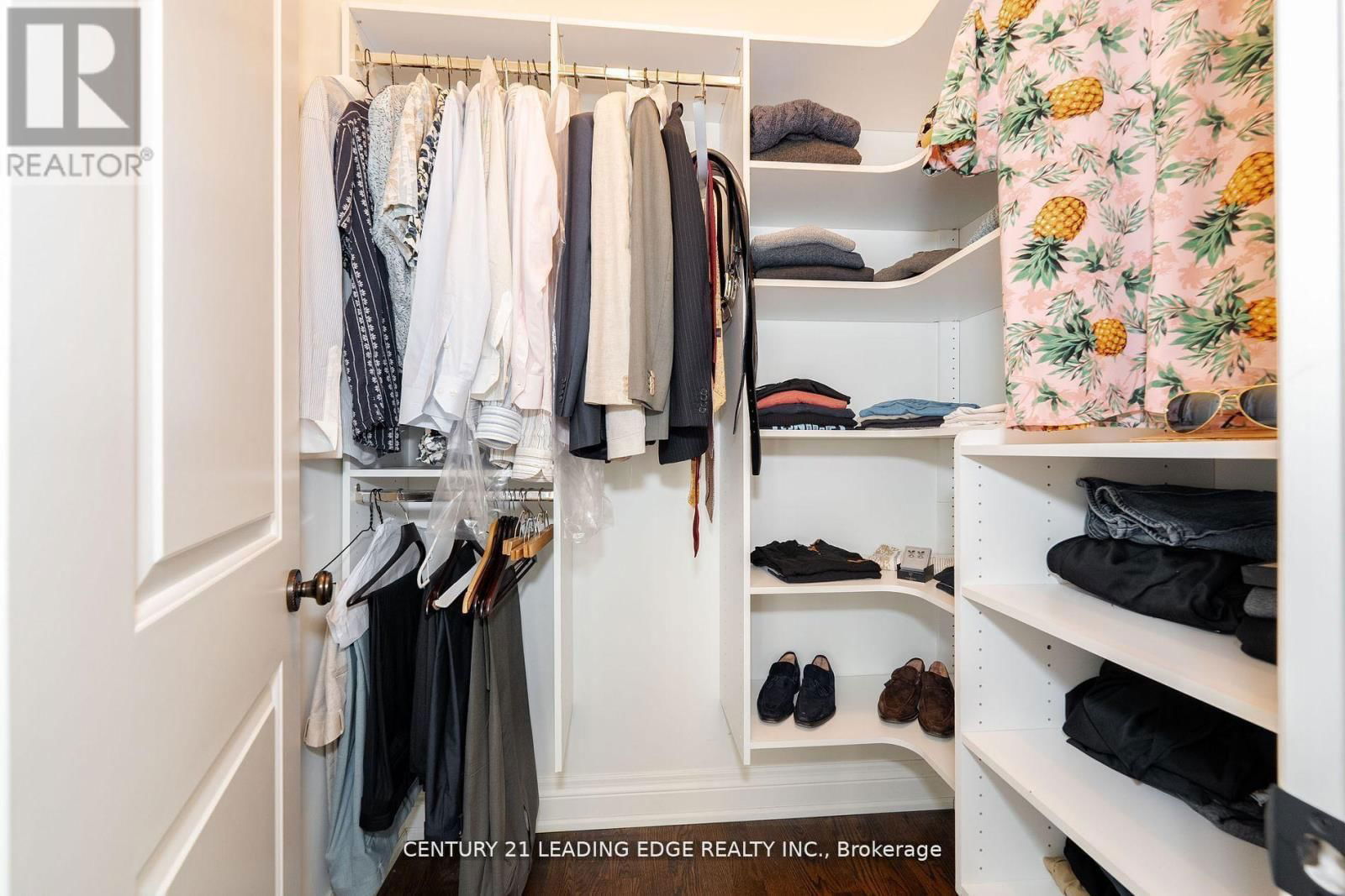 12 GRADWELL DRIVE Image 24