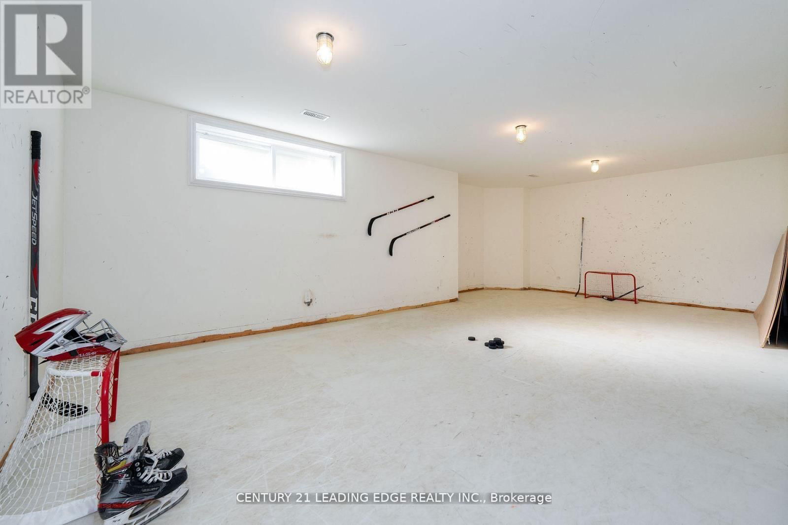 12 GRADWELL DRIVE Image 28