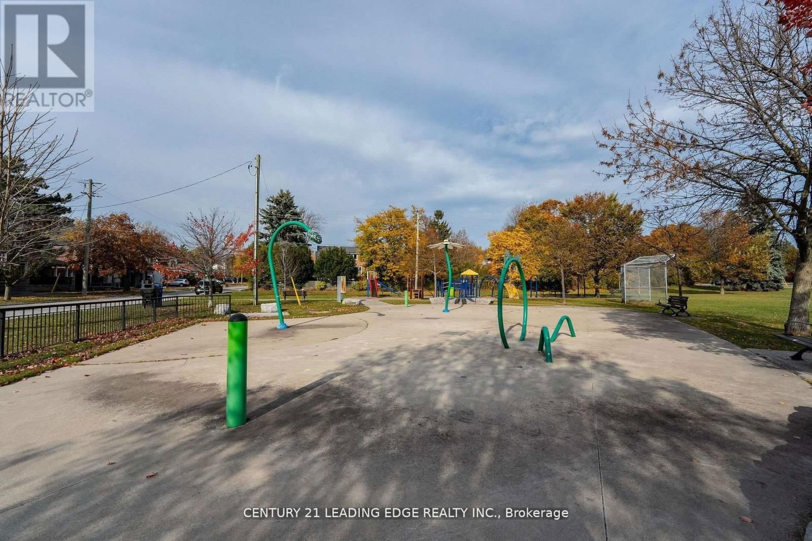 12 GRADWELL DRIVE Image 38