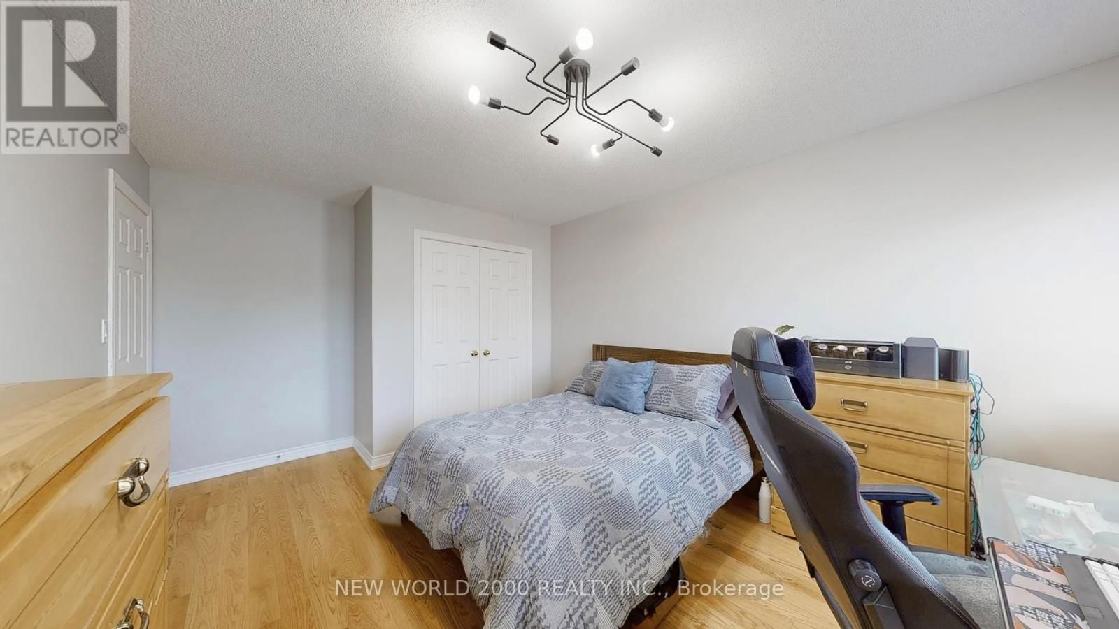 7 FINNEGAN PLACE Image 24