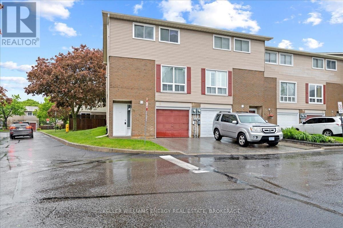 78 - 1133 RITSON ROAD NORTH Image 1