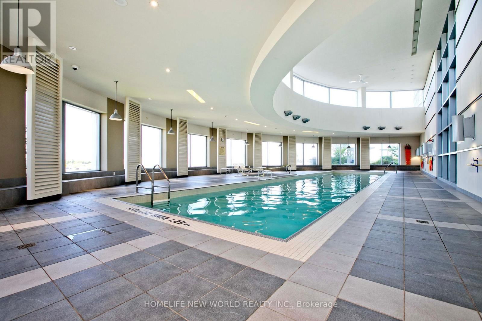 1110 - 38 LEE CENTRE DRIVE Image 21