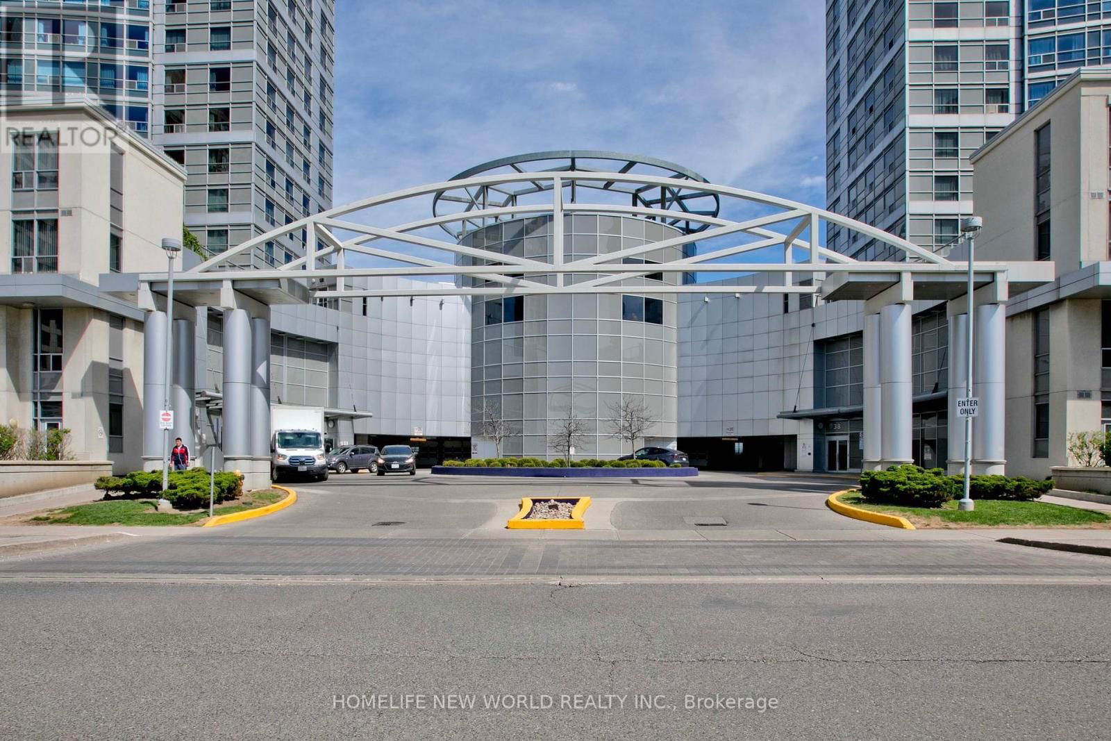 1110 - 38 LEE CENTRE DRIVE Image 27