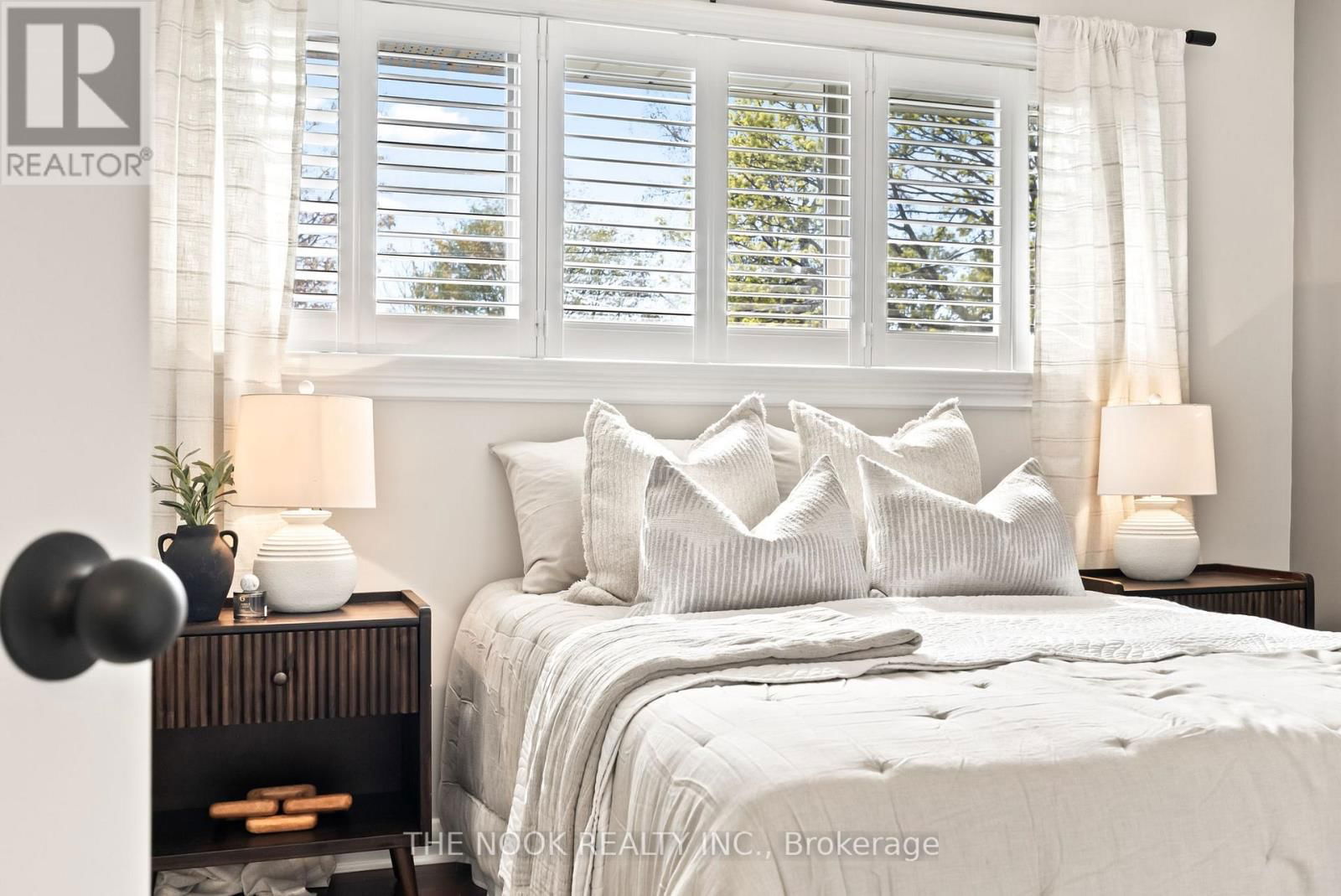287 WINDSOR STREET Image 15