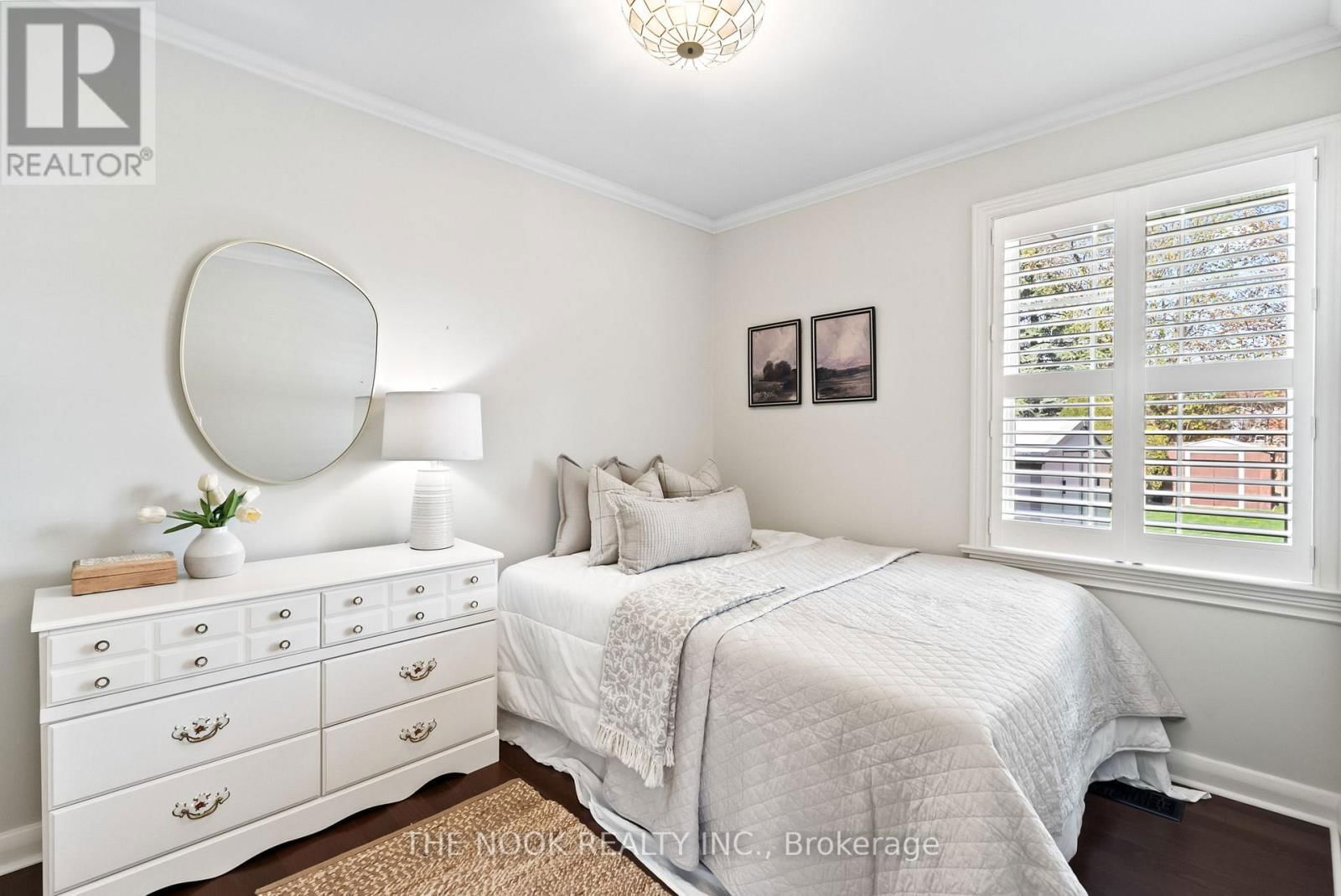 287 WINDSOR STREET Image 19
