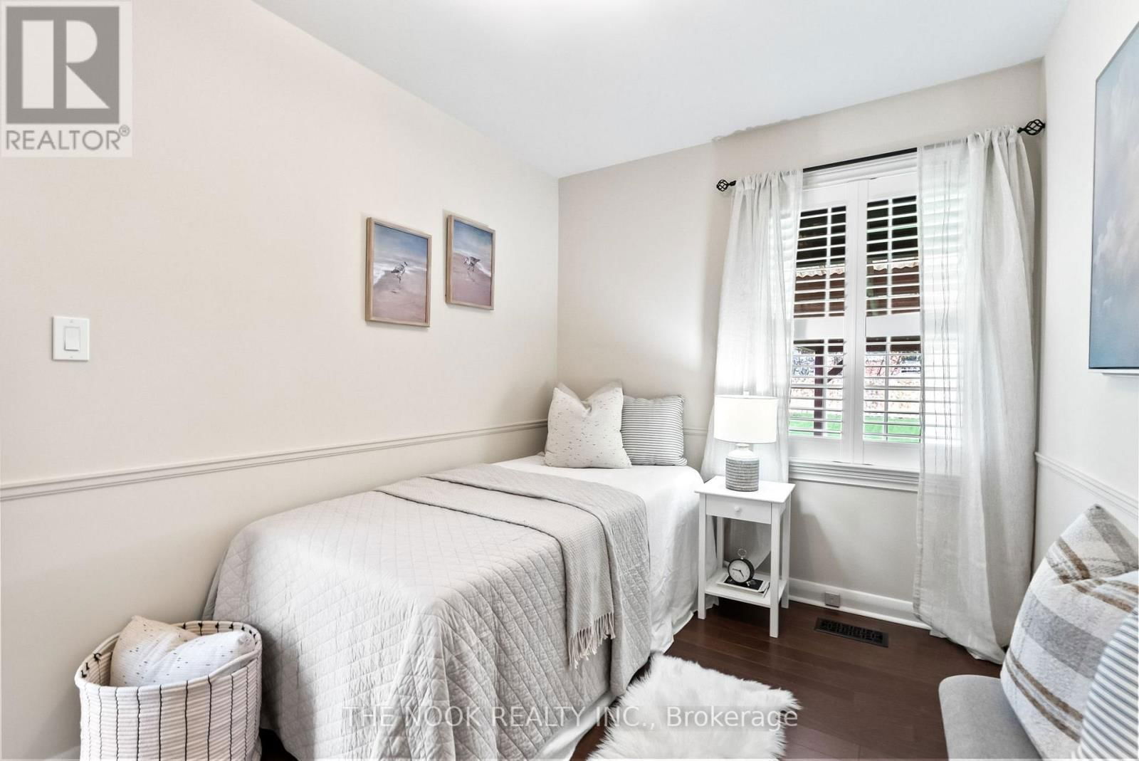 287 WINDSOR STREET Image 21