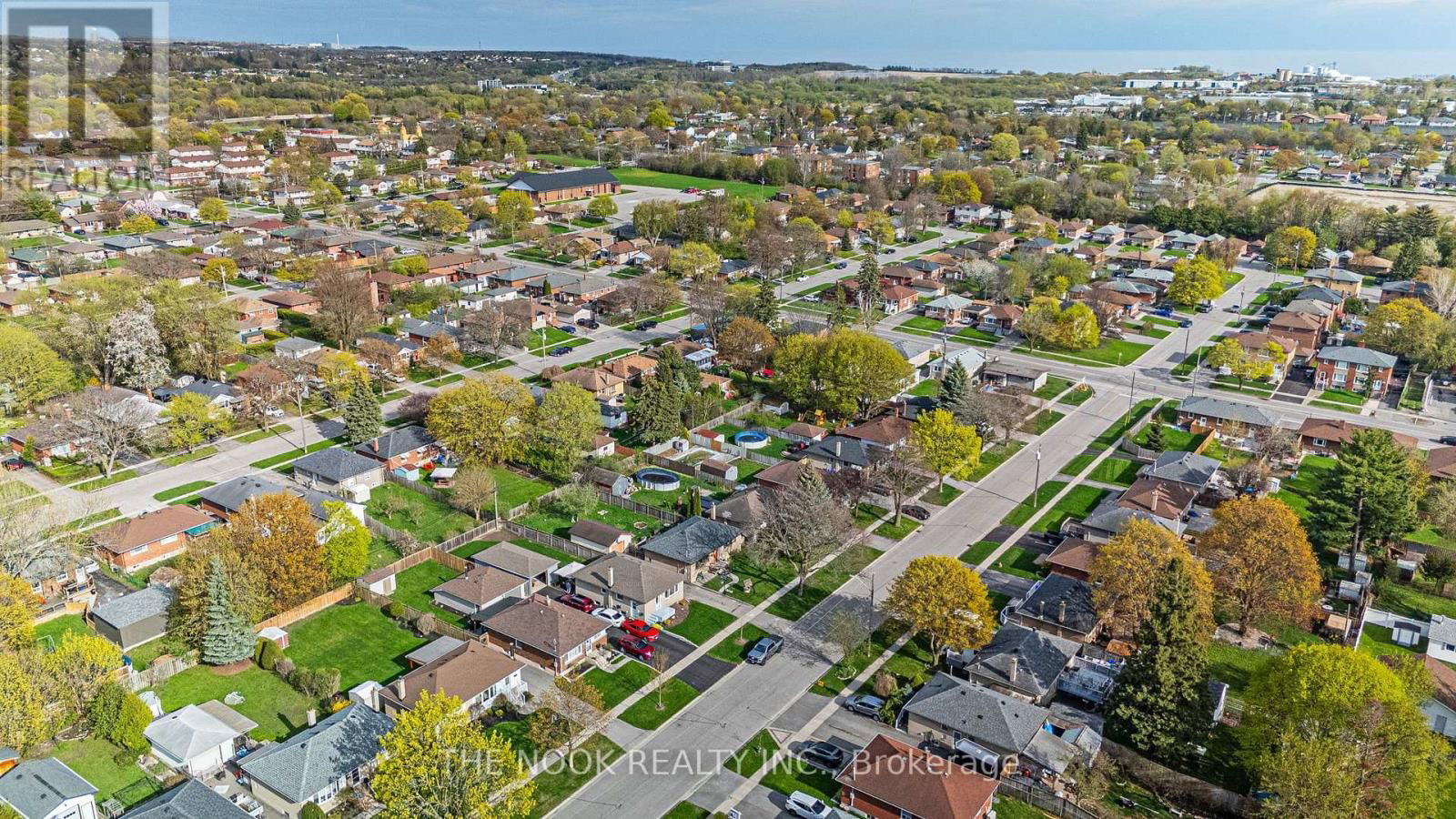 287 WINDSOR STREET Image 47