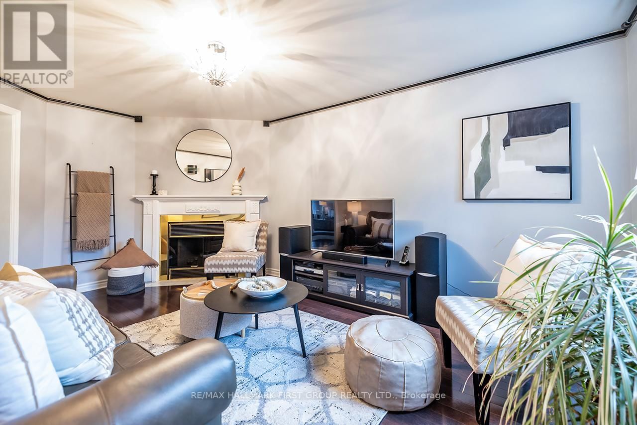 1 WATERSDOWN CRESCENT Image 13