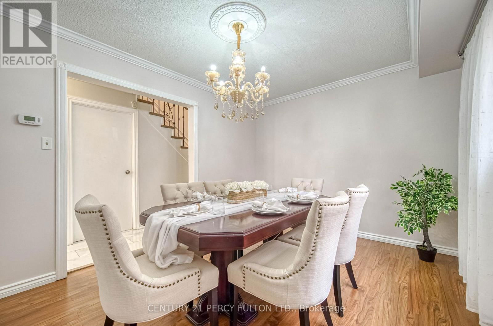 82 CHAPMAN DRIVE Image 17