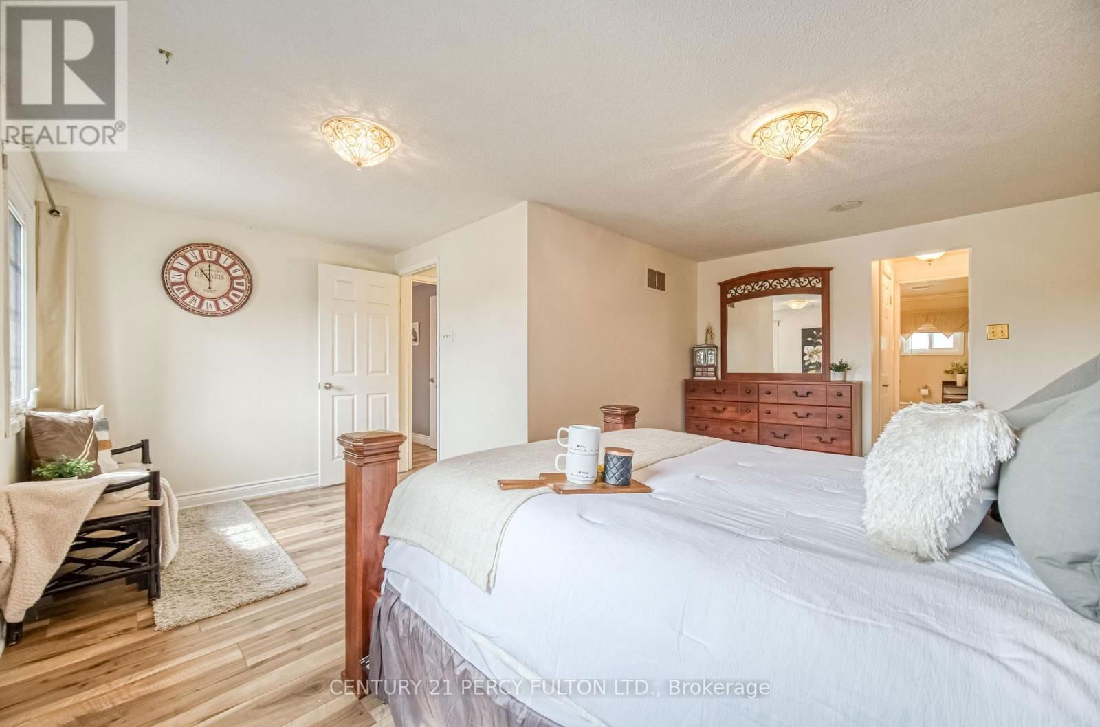 82 CHAPMAN DRIVE Image 23