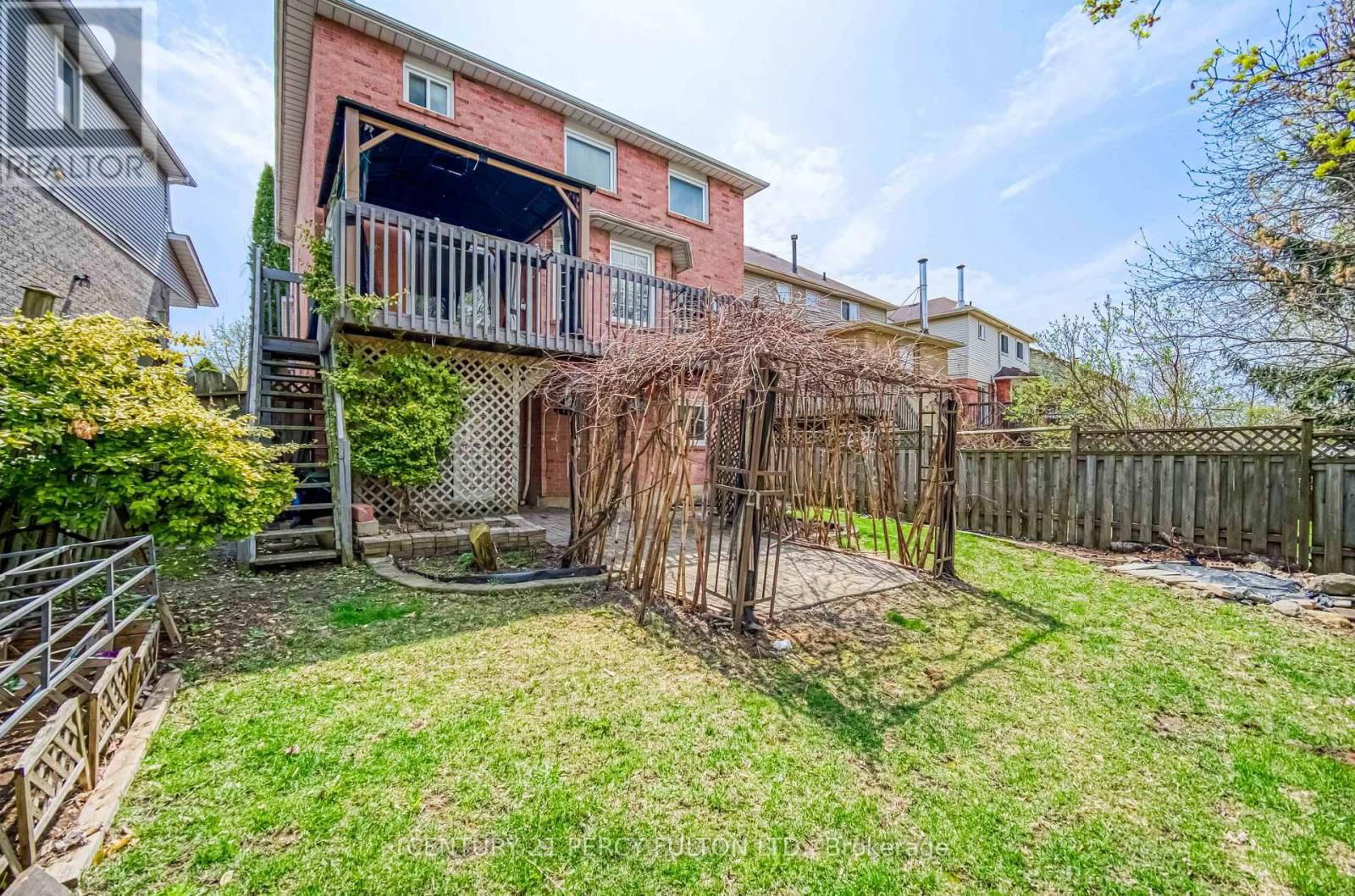82 CHAPMAN DRIVE Image 43