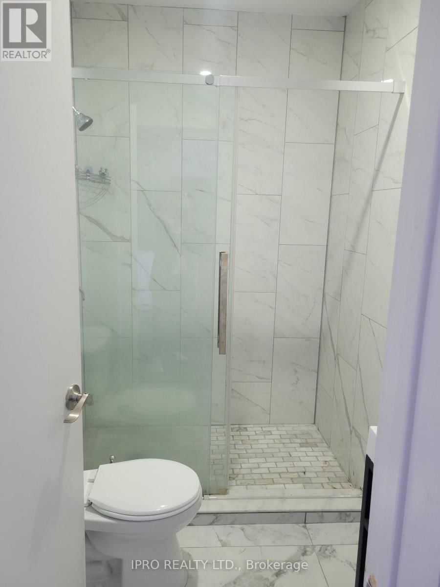 # Upper 2 - 719 COXWELL AVENUE Image 11