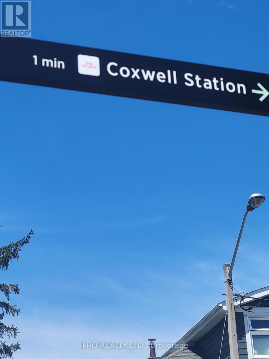 # Upper 2 - 719 COXWELL AVENUE Image 15