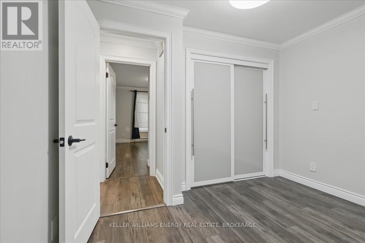 Main - 115 ANNES STREET Image 6