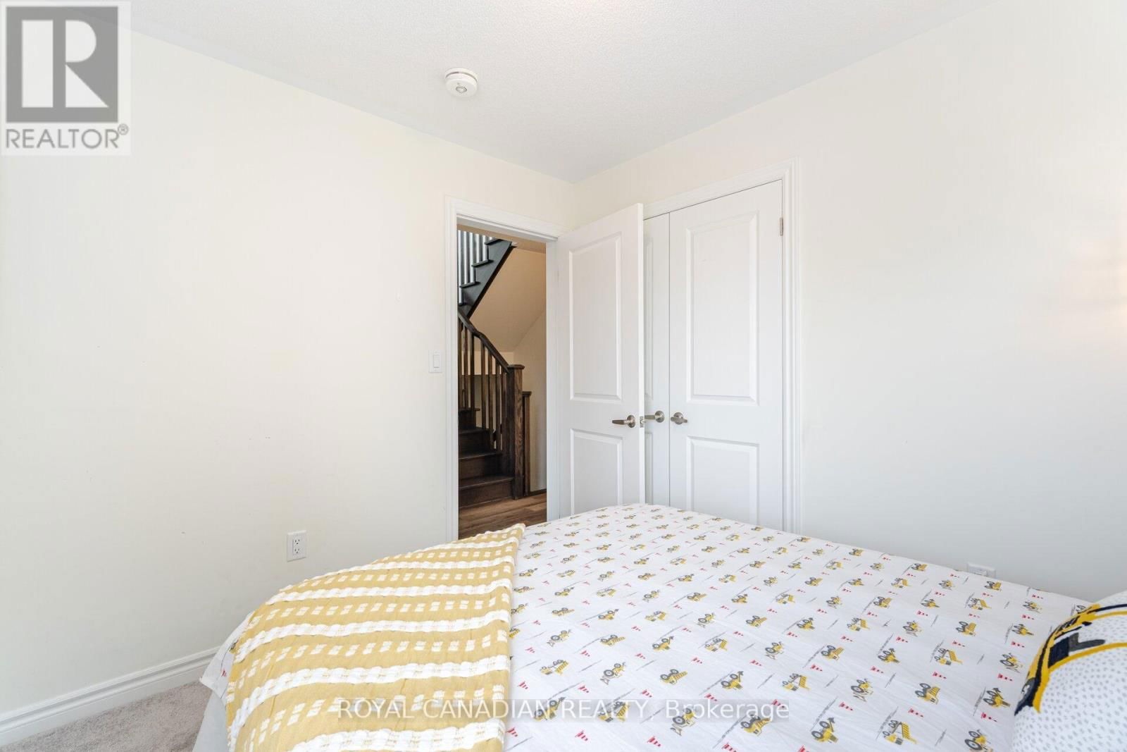 401 - 1034 REFLECTION PLACE Image 31