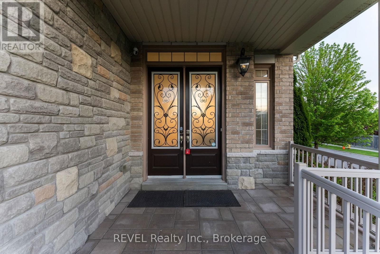 15 GLENGOWAN STREET Image 2