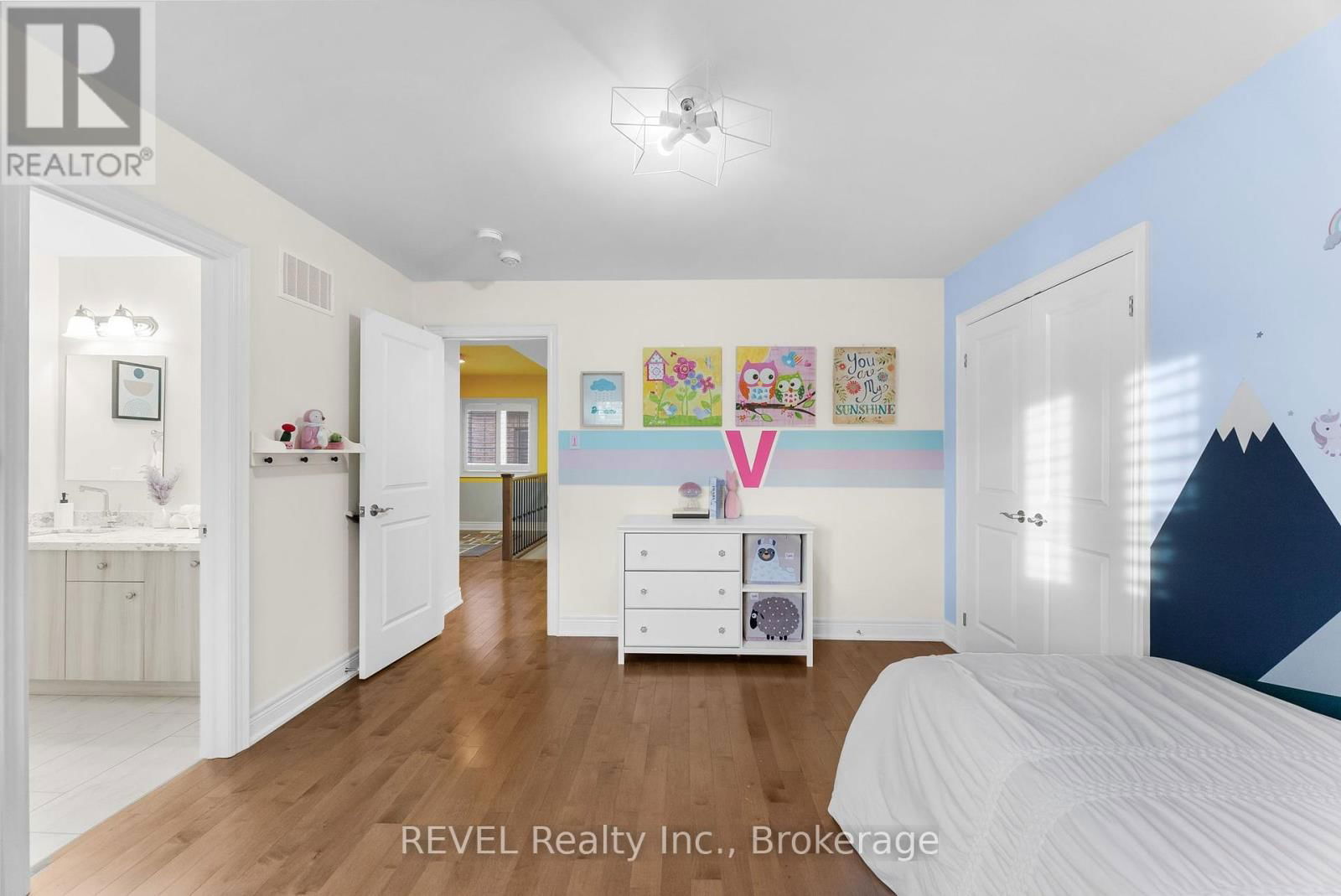 15 GLENGOWAN STREET Image 27