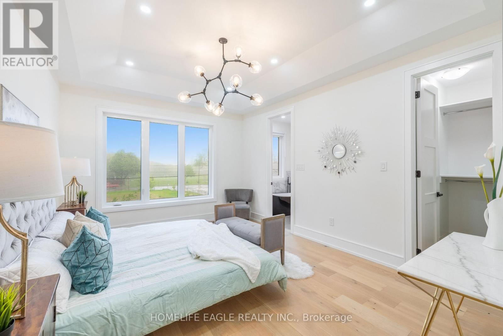 109B HEALE AVENUE Image 12