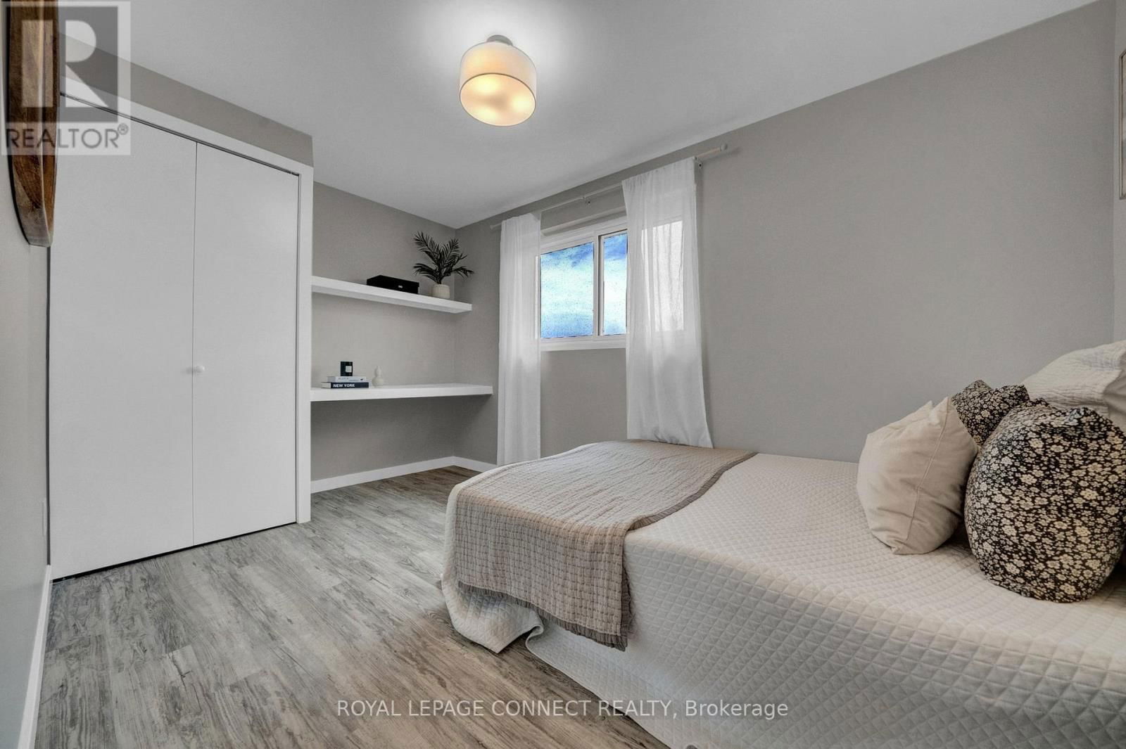 8 GRAHAM COURT Image 22