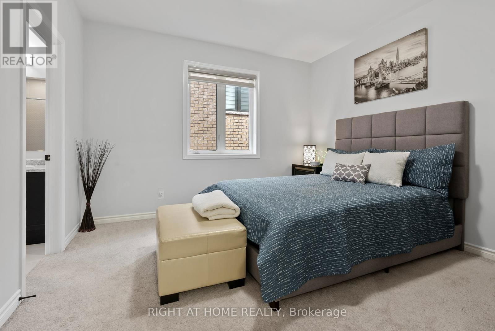41 BREMNER STREET Image 29