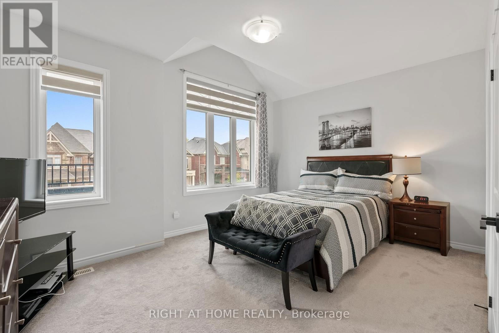 41 BREMNER STREET Image 32